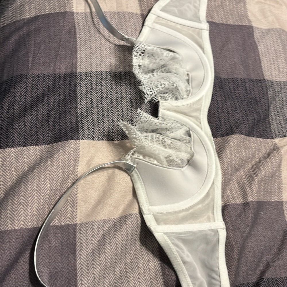 Victoria secret - Picture 4 of 4